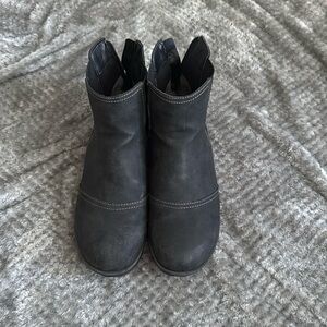 New in the Box JBU by Jambu Eagle Water Resistant Pull -On Ankle Boots size 10